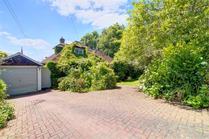 3 Bedroom Property For Sale In Forest Lane, Punnetts Town, Heathfield, TN21