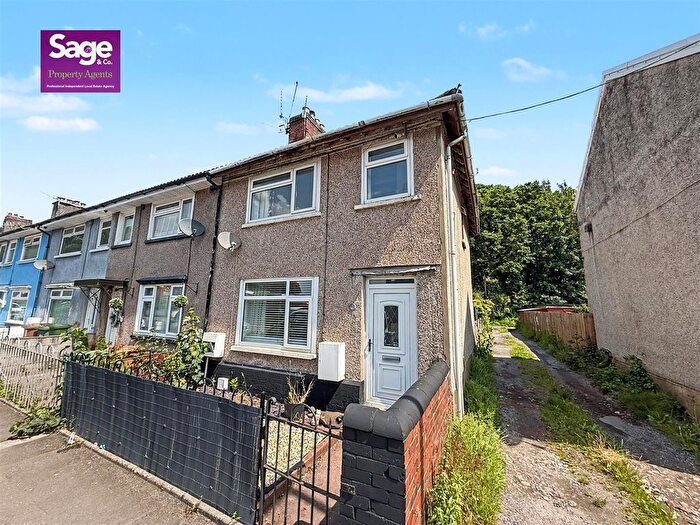 2 Bedroom End Of Terrace House For Sale In Risca Road, Cross Keys, Newport, NP11