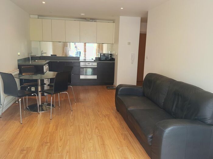 1 Bedroom Flat To Rent In Axe Street, Barking, IG11