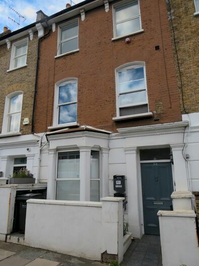 2 Bedroom Flat To Rent In Woodsome Road, Dartmouth Park, NW5