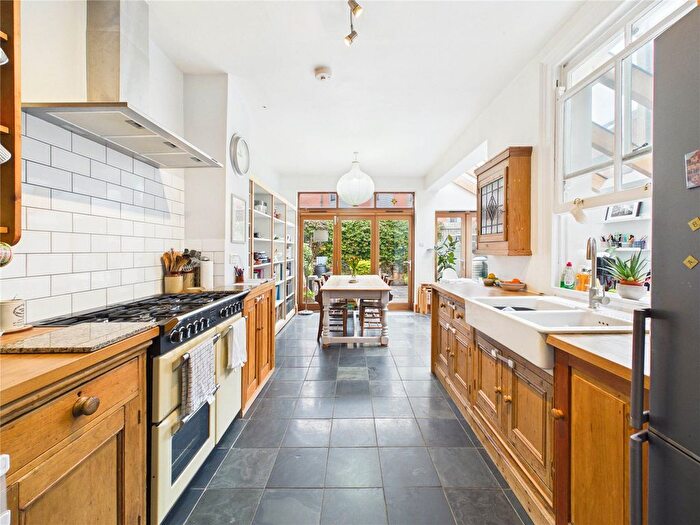 3 Bedroom Terraced House For Sale In Lime Road, Bristol, BS3