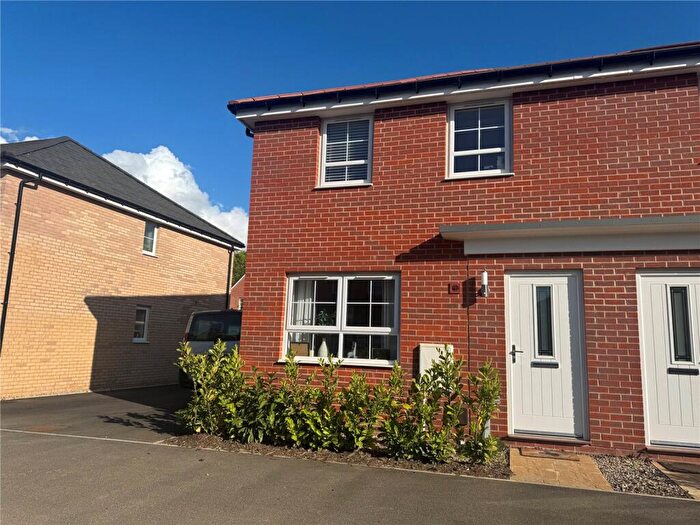 3 Bedroom Semi Detached House For Sale In Metcalf Road, Rackheath, Norwich, Norfolk, NR13