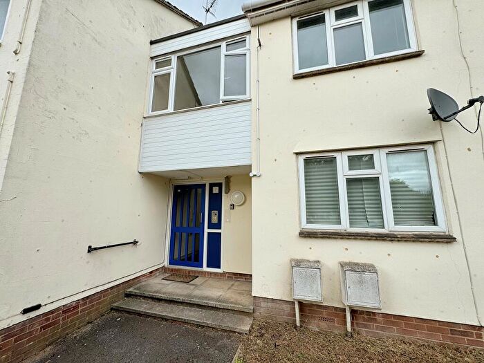 1 Bedroom Apartment To Rent In Houlgate Way, Axbridge, Somerset, BS26