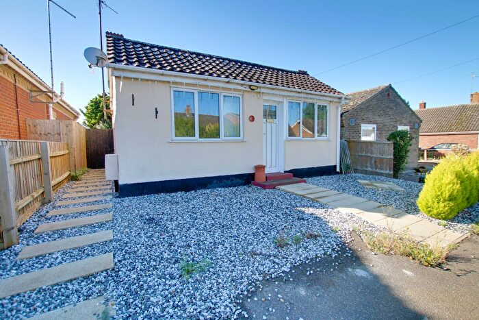 2 Bedroom Detached Bungalow For Sale In Highfield Road, March, PE15