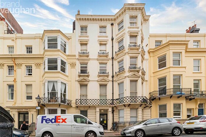 Flat To Rent In Cavendish Place, Brighton, East Sussex, BN1