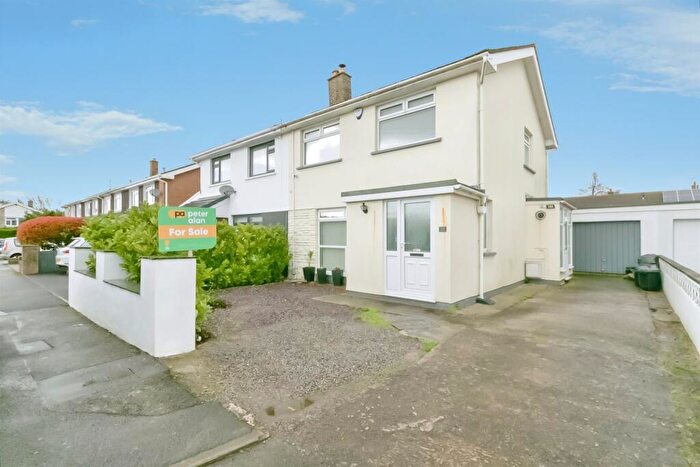 3 Bedroom Semi Detached House For Sale In Sycamore Crescent, Barry, CF62