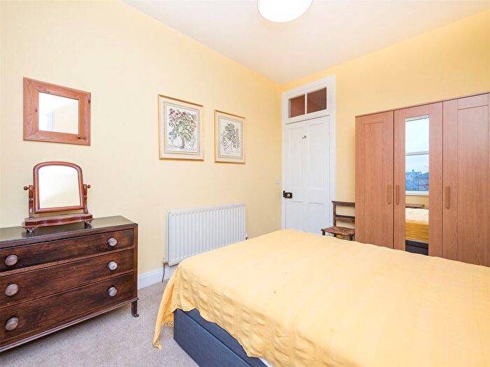 1 Bedroom Flat To Rent In Hawthornvale, Edinburgh, EH6
