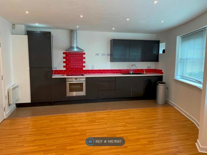 1 Bedroom Flat To Rent In Buick House, Kingston Upon Thames, KT2