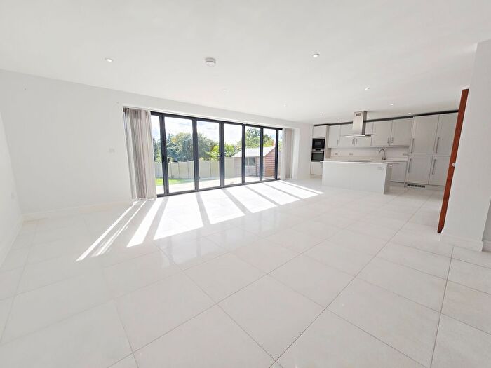 6 Bedroom Detached House To Rent In Merry Hill Road, Bushey, WD23