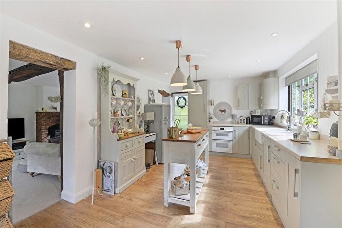 3 Bedroom Cottage For Sale In Addington Green, Addington, West Malling, ME19