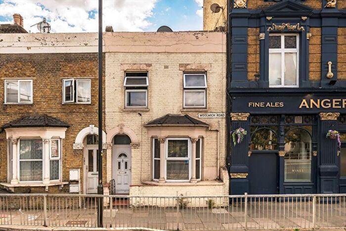 3 Bedroom Property To Rent In Woolwich Road, Greenwich, SE10