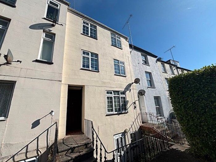 1 Bedroom Flat To Rent In Grosvenor Place, Exeter, EX1