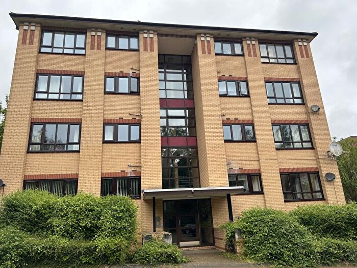 2 Bedroom Flat To Rent In Columbia Place, Campbell Park, MK9