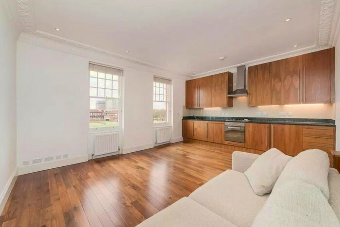 2 Bedroom Flat To Rent In Gledstanes Road, London, W14