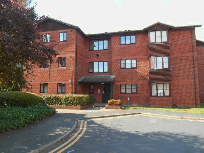 1 Bedroom Flat To Rent In West Street, Watford, WD17