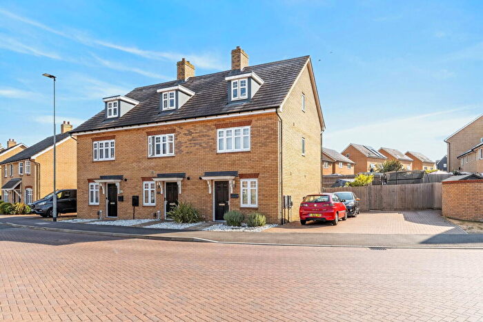 4 Bedroom Terraced House For Sale In Harlequin Crescent, Wixams, MK42
