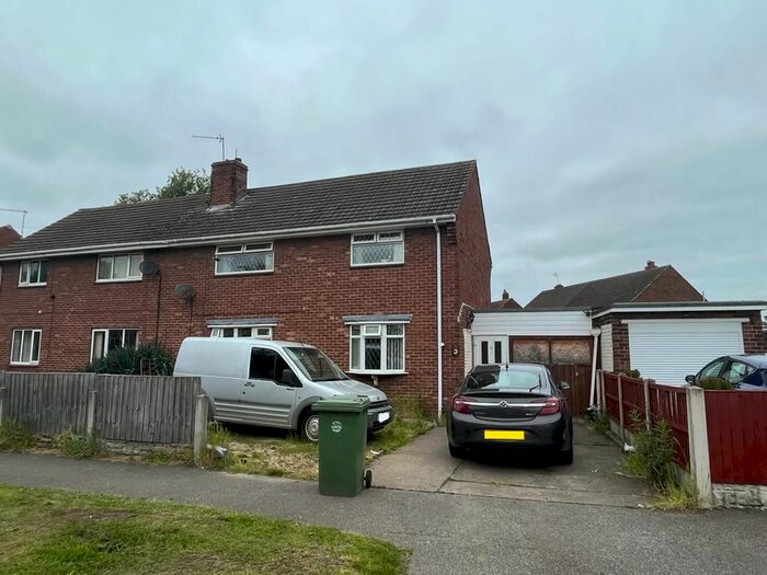 3 Bedroom Semi-Detached House For Sale In Chesswick Crescent, Keadby, Scunthorpe, South Humberside, DN17