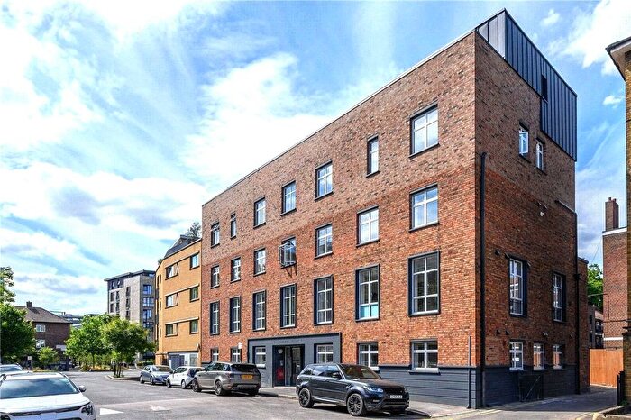 2 Bedroom Flat For Sale In Fanshaw Street, London, N1