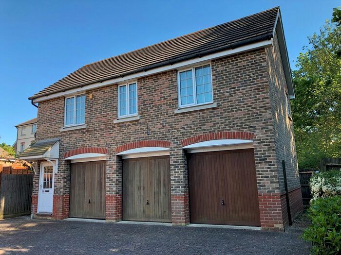2 Bedroom Detached House To Rent In Maple Rise, Whiteley, Fareham PO15