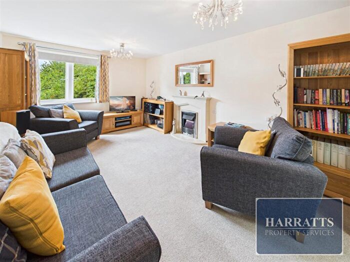 2 Bedroom Apartment For Sale In Marple Road, Stockport, SK2