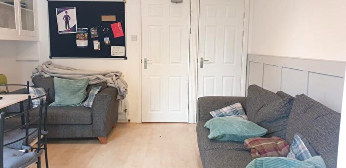 5 Bedroom Terraced House To Rent In Boultham Avenue - Offer Below!!, LN5