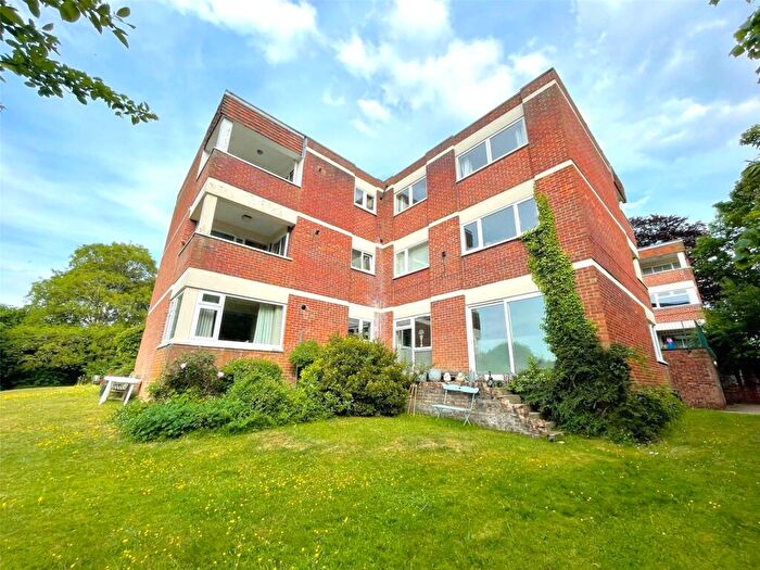 2 Bedroom Apartment To Rent In Warren Road, Guildford, Surrey, GU1