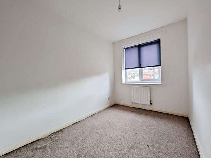 3 Bedroom End Of Terrace House For Sale In Friars Way, Fenham, Newcastle Upon Tyne, NE5