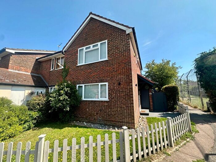 3 Bedroom End Of Terrace House For Sale In Ladywell Prospect, Sawbridgeworth, CM21