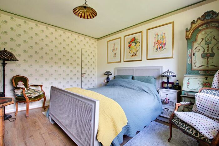 4 Bedroom Bungalow For Sale In Yeovilton Close, Everton, Lymington, SO41