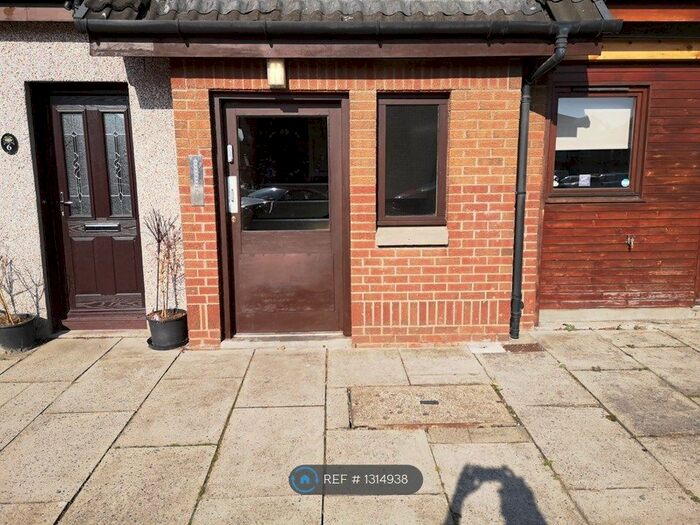 1 Bedroom Flat To Rent In Coatbridge, Coatbridge, ML5