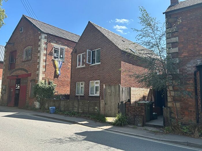 2 Bedroom Flat To Rent In Slad Road, Stroud, Gloucestershire, GL5