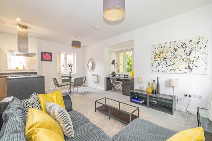 3 Bedroom Flat For Sale In Creine Mill Lane South, Canterbury, Kent, CT1