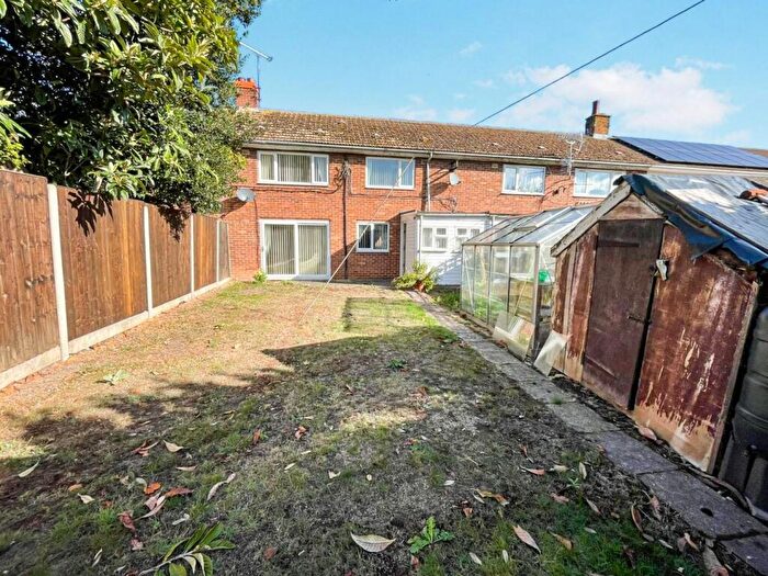3 Bedroom Terraced House For Sale In Hythe Road, Methwold, IP26
