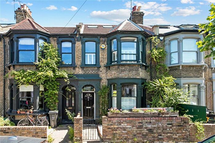 4 Bedroom Terraced House For Sale In Roding Road, London, E5