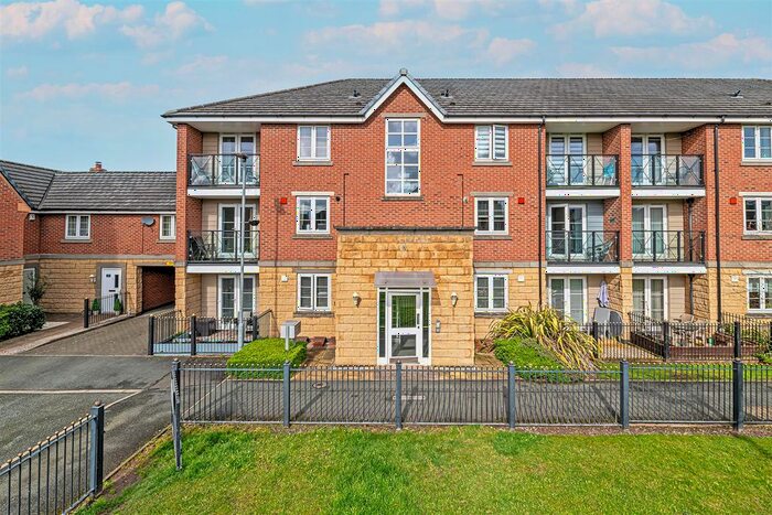 2 Bedroom Flat To Rent In Bridgeport Mews, Great Sankey, Warrington, WA5