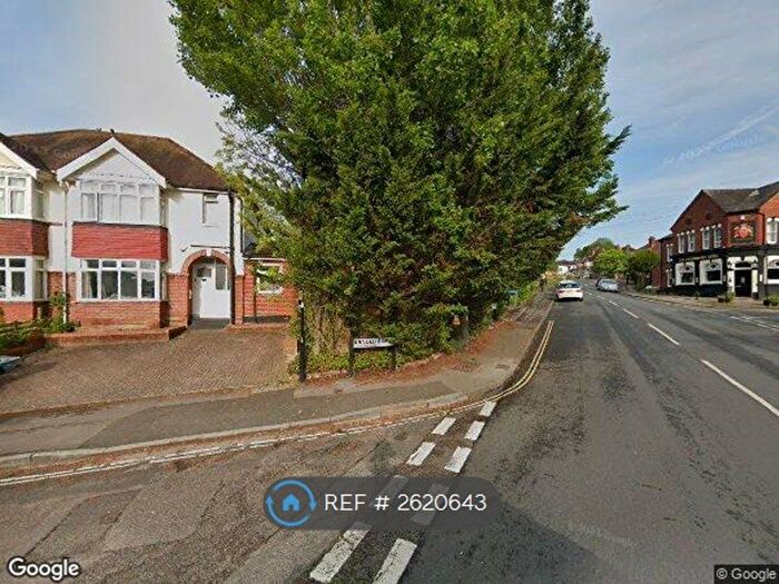 6 Bedroom Semi Detached House To Rent In Arnold Road, Southampton, SO17