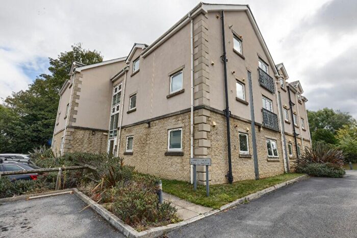 2 Bedroom Apartment For Sale In Chain Free...Shires Court, Shires Road, Guiseley, Leeds, LS20