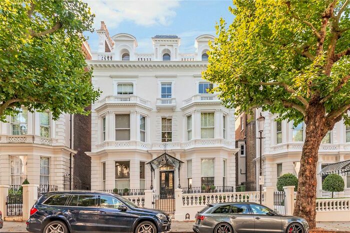 4 Bedroom Flat To Rent In Holland Park, London, W11
