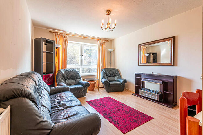 1 Bedroom Flat To Rent In L – Dumbiedykes Road, Edinburgh, EH8