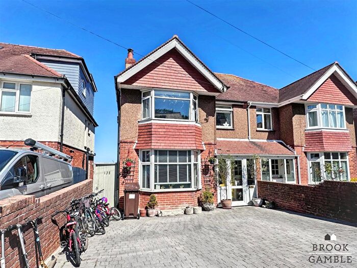 4 Bedroom Property For Sale In Longland Road, Eastbourne, BN20