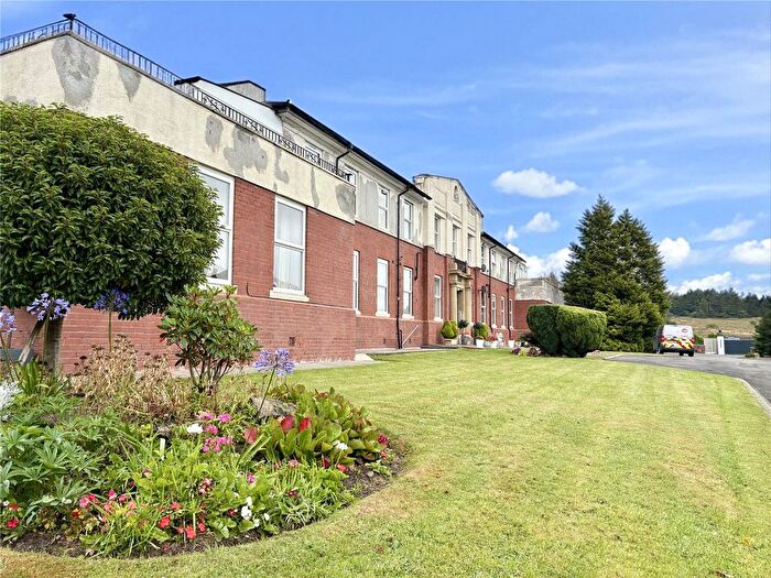 2 Bedroom Flat For Sale In Arncliffe Rise, Moorside, Oldham, OL4