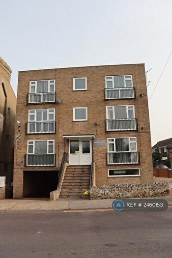 1 Bedroom Flat To Rent In Minnis Road, Birchington, CT7