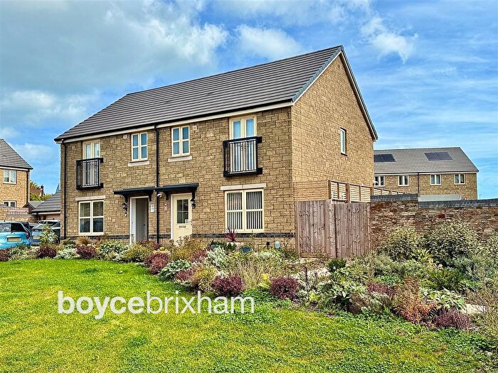 3 Bedroom Semi-detached House For Sale In Perennial Crescent, Paignton, TQ4