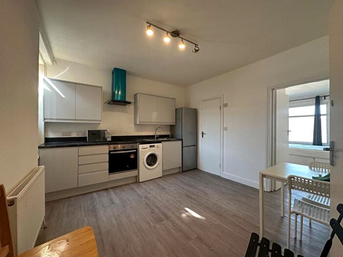 2 Bedroom Property To Rent In Churchmead Road, London, NW10