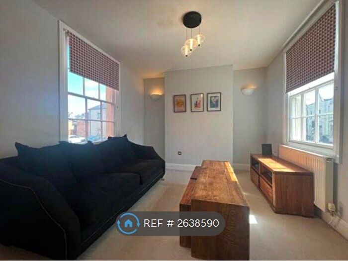 2 Bedroom Terraced House To Rent In Clarendon Avenue, Leamington Spa, CV32