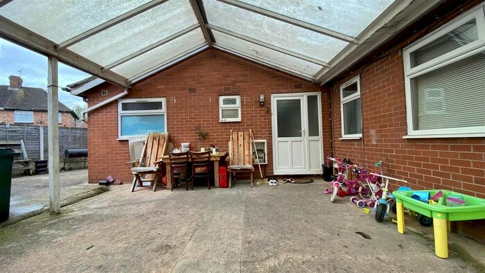 2 Bedroom Semi-Detached Bungalow To Rent In Foleshill Road, Coventry, CV6