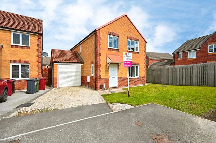4 Bedroom Detached House For Sale In Masefield Avenue, Holmewood, Chesterfield, S42
