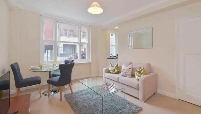 1 Bedroom Flat To Rent In Hill Street, London, W1J