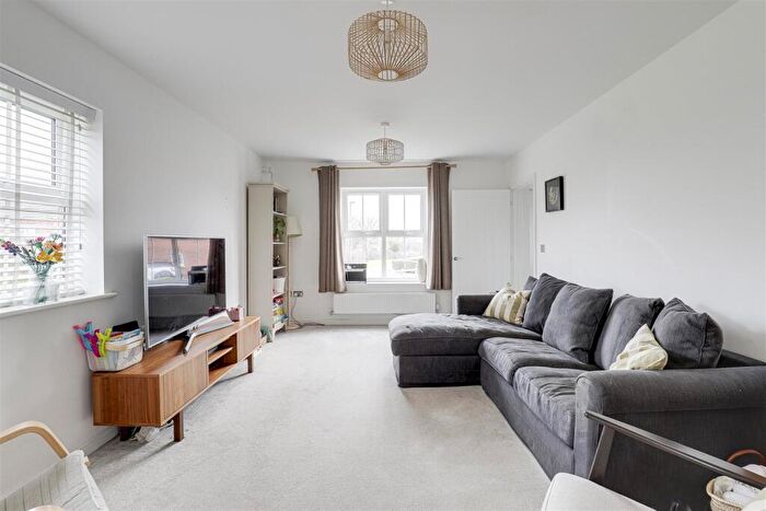 5 Bedroom Detached House For Sale In Oughton Close, Edwalton, Nottinghamshire, NG12