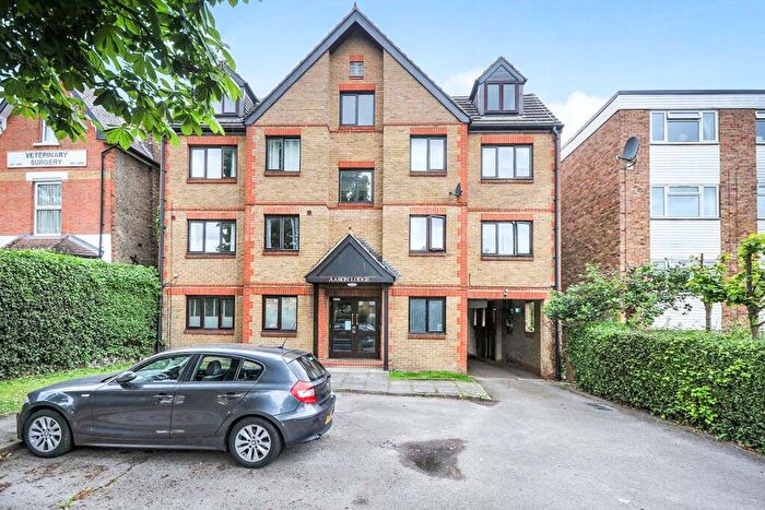 1 Bedroom Flat To Rent In Burnt Ash Hill, London, SE12
